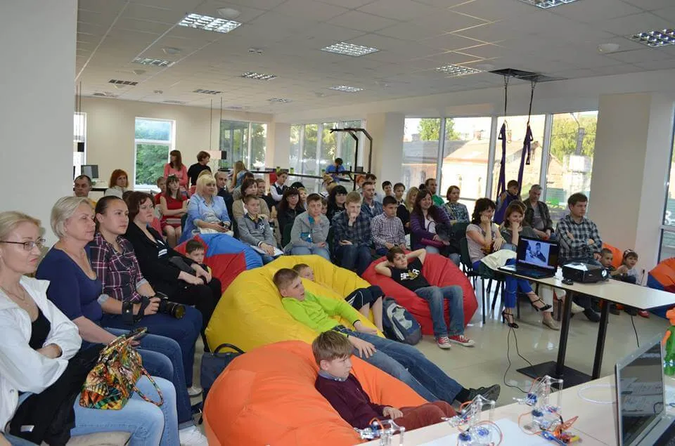 Школа моделювання "Robot School"